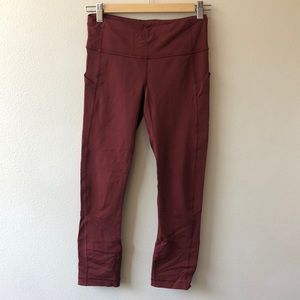 Lululemon Pace Rival Mid-Rise Crop 22”